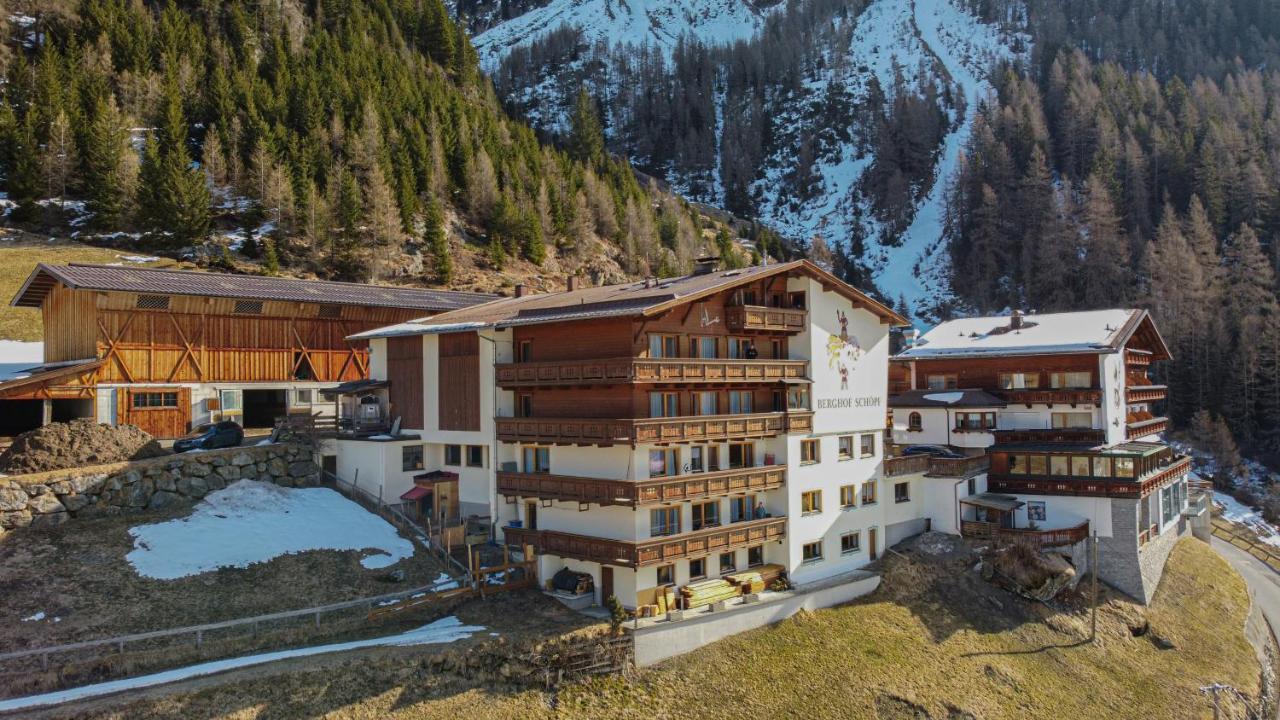 Gaestehaus Berghof Schoepf Langenfeld Ngoại thất bức ảnh