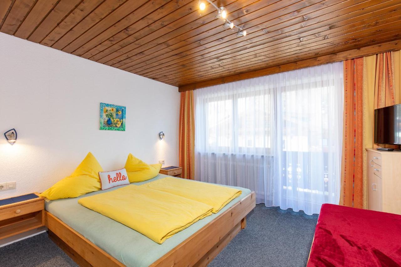 Gaestehaus Berghof Schoepf Langenfeld Ngoại thất bức ảnh