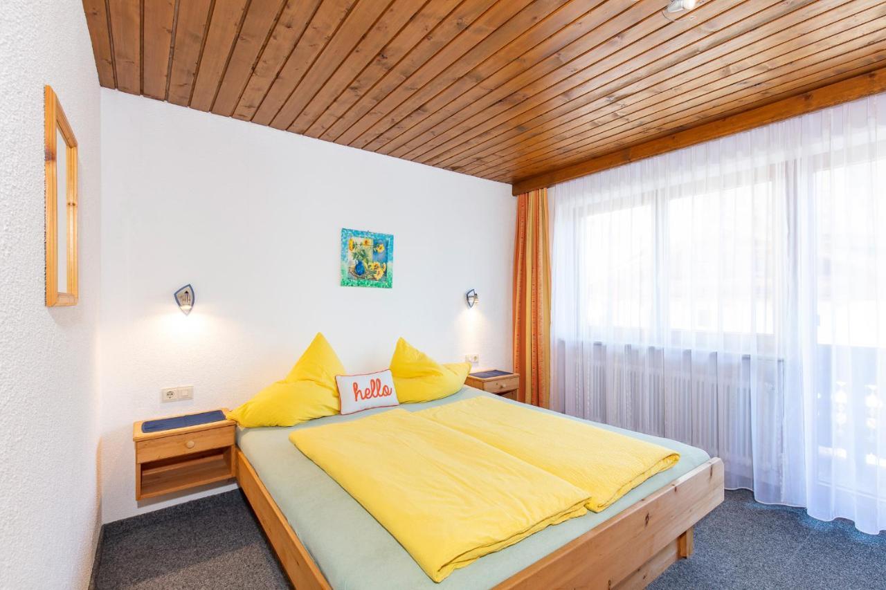 Gaestehaus Berghof Schoepf Langenfeld Ngoại thất bức ảnh