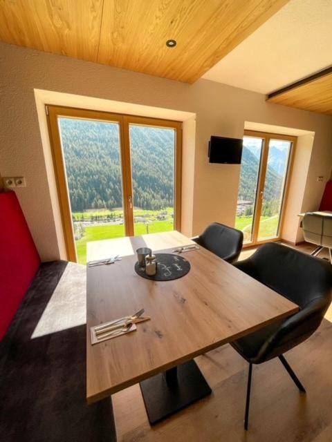 Gaestehaus Berghof Schoepf Langenfeld Ngoại thất bức ảnh