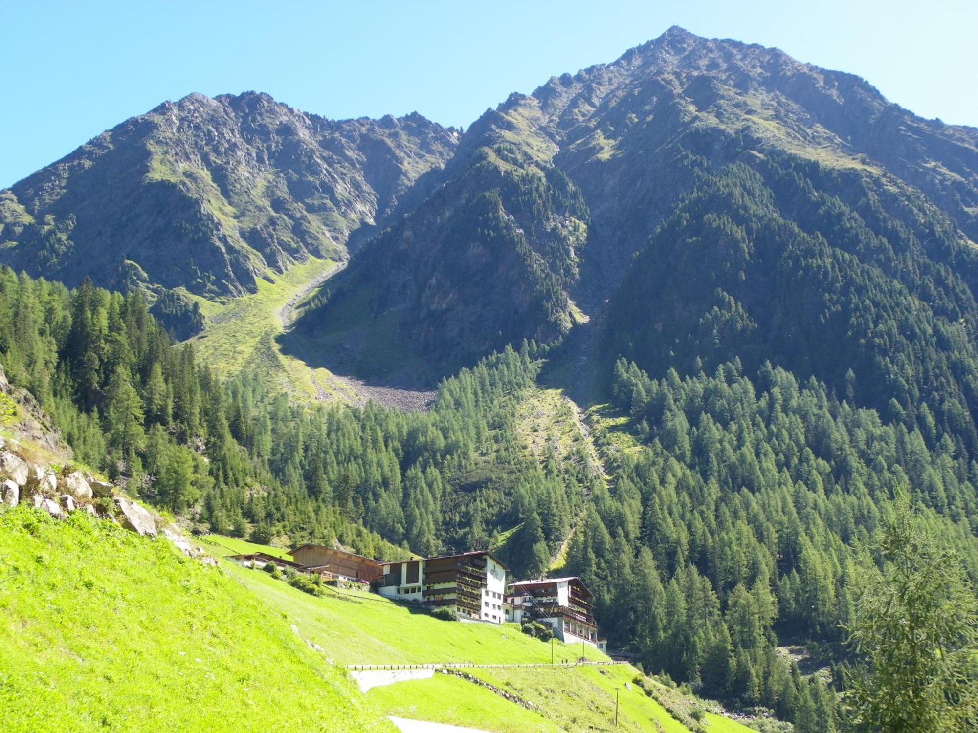 Gaestehaus Berghof Schoepf Langenfeld Ngoại thất bức ảnh