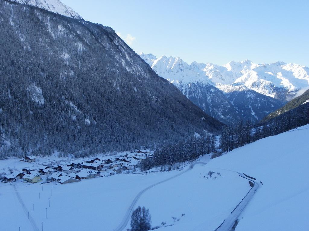 Gaestehaus Berghof Schoepf Langenfeld Ngoại thất bức ảnh