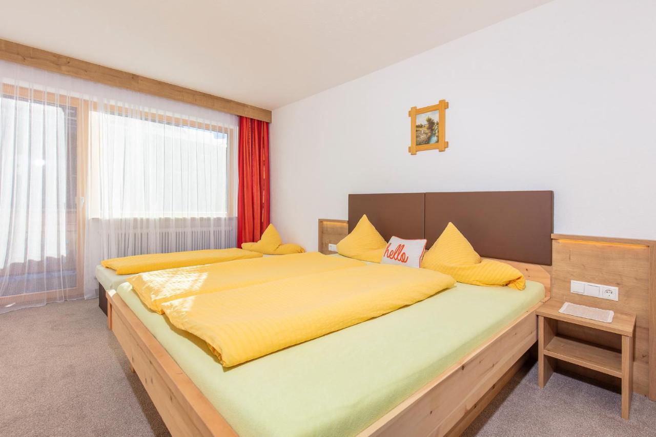 Gaestehaus Berghof Schoepf Langenfeld Ngoại thất bức ảnh